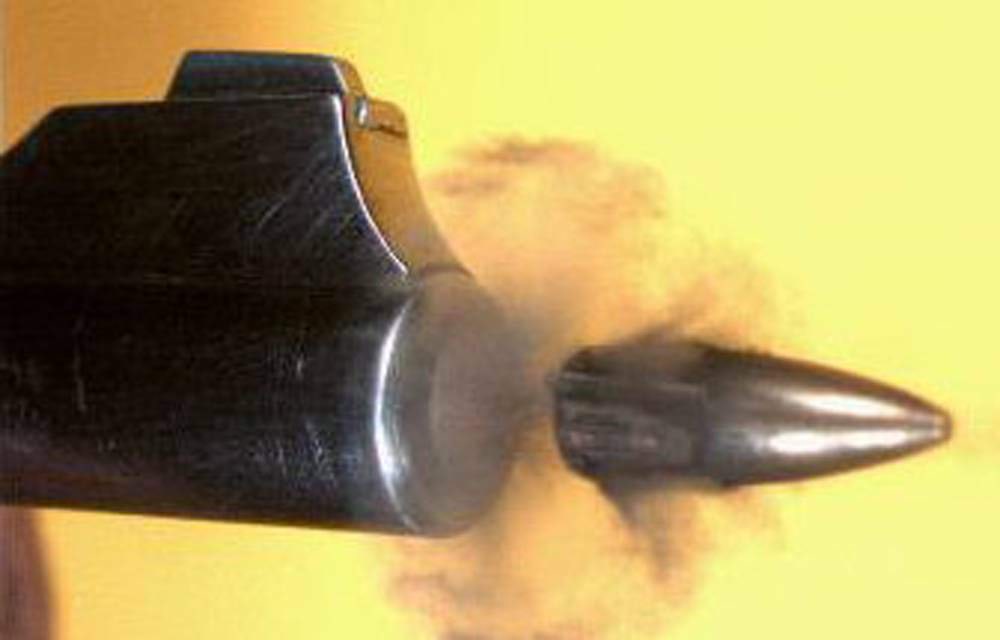 Püssikuul väljub rauast