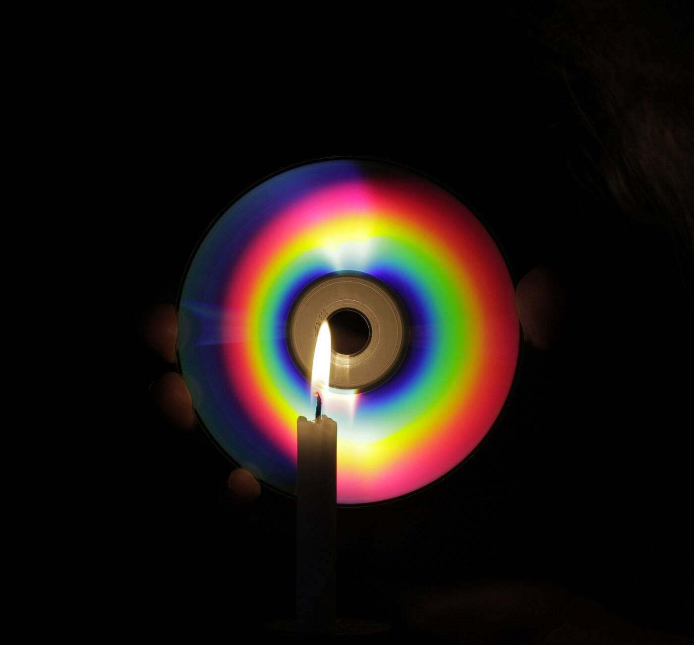 DVD ja CD plaadid kui spektroskoobid