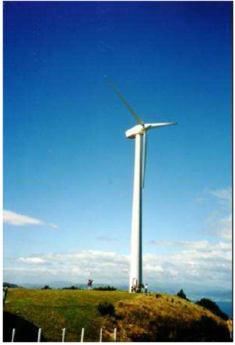 Brooklyni tuulegeneraator Uus-meremaal Wellingtoni linna kohal