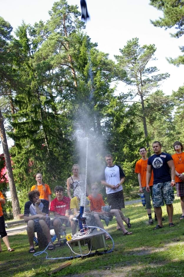 Pudelirakett teaduslaagris